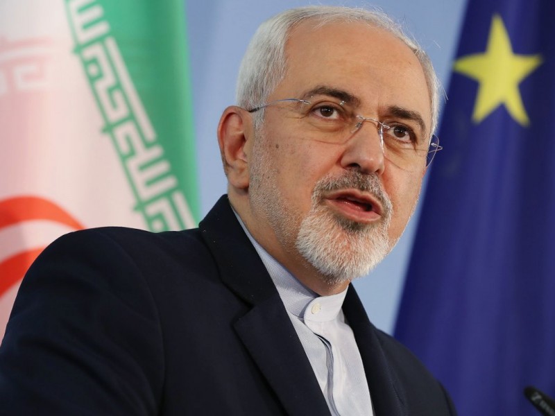 Тегеран не стремится к войне: Зариф объяснил причину ракетного удара по американской базе