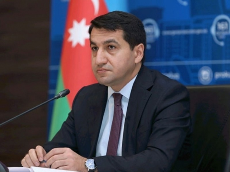 Армения не хочет заключения мирного договора и пытается выиграть время - помощник Алиева