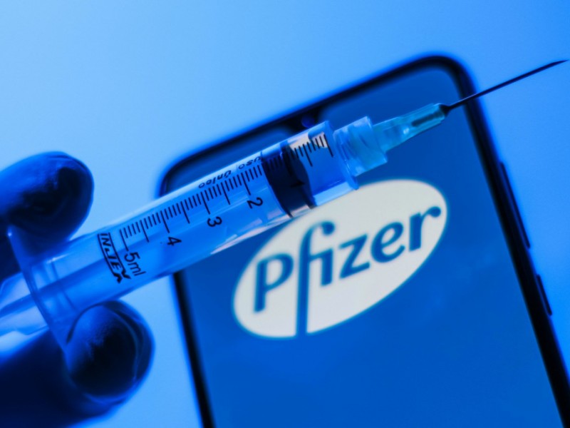 Франция на этой неделе начнет производство на своей территории вакцины Pfizer