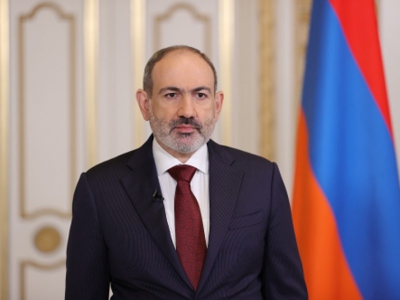 Пашинян пригласил новоизбранного президента Аргентины посетить Армению