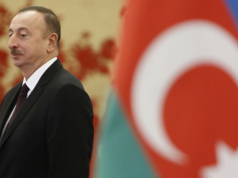 Оппозиция Азербайджана намерена бойкотировать внеочередные выборы президента