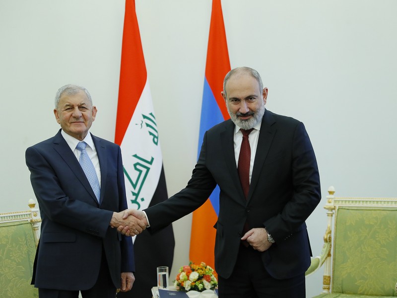 Пашинян и президент Ирака обсудили урегулирование армяно-азербайджанских отношений