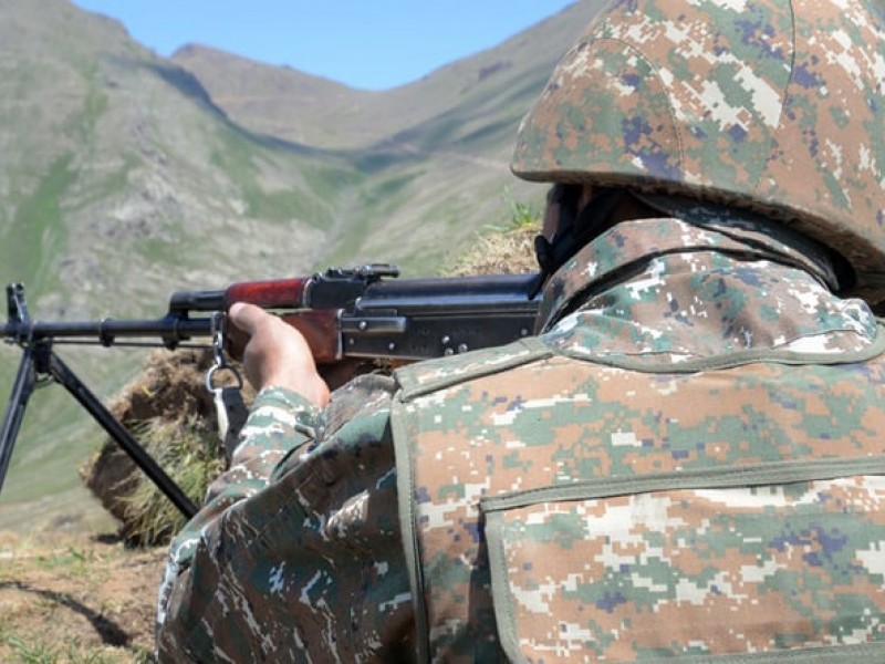 Армянский военнослужащий был ранен выстрелом с азербайджанской стороны