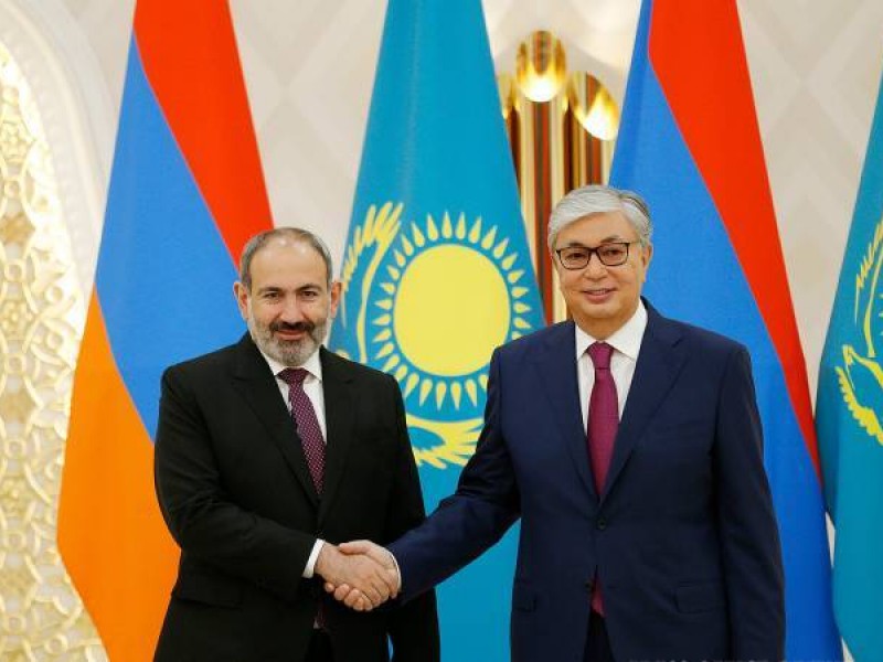 Премьер-министр Армении направил поздравительное послание президенту Казахстана