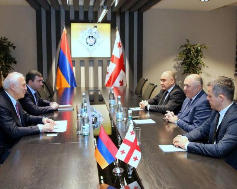 Посол Армении и глава СГБ Грузии обсудили вопросы региональной безопасности