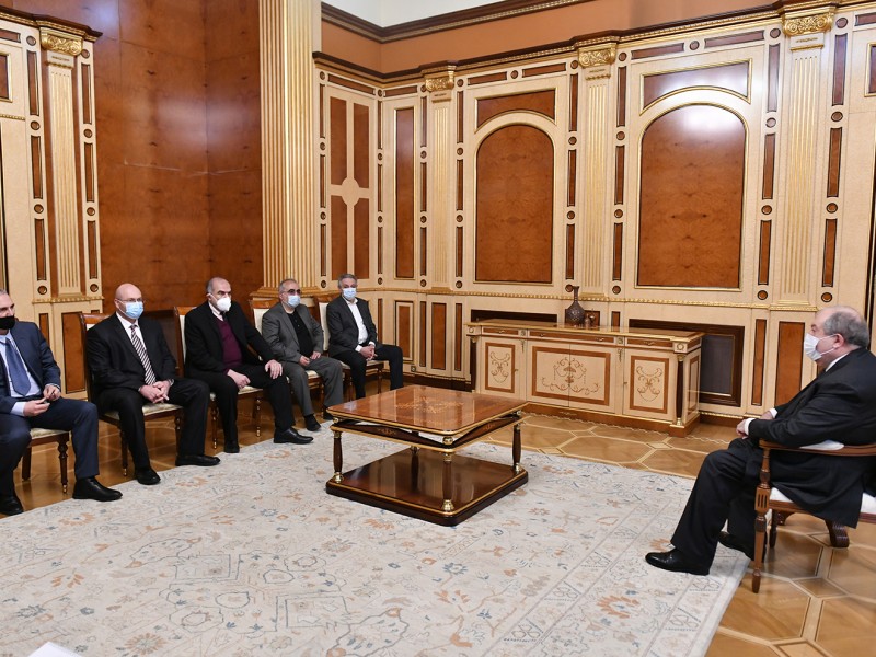 Արմեն Սարգսյանը հանդիպել է Ազգային-ժողովրդավարական բևեռի խորհրդի անդամների հետ