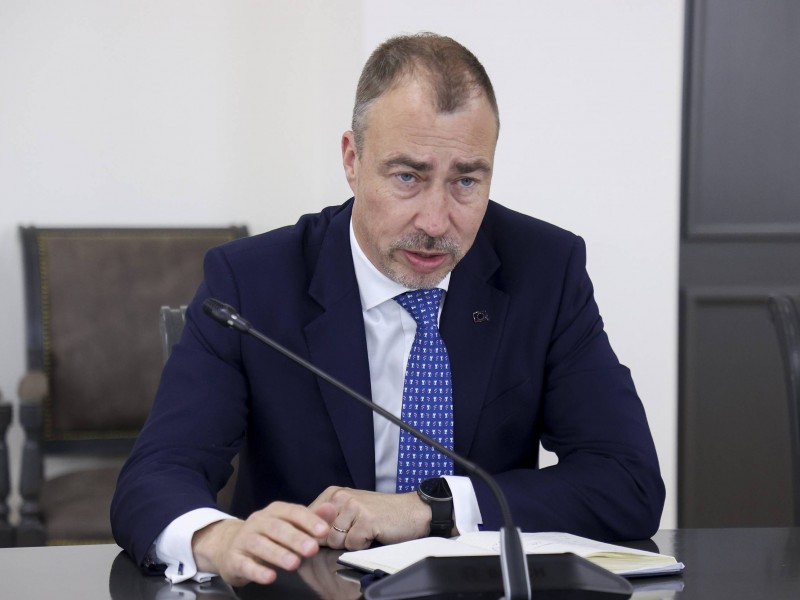Мирзоян и Клаар обсудили процесс урегулирования отношений между Арменией и Азербайджаном