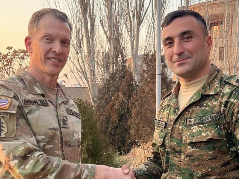 В Армении находился главный сержант-майор Европейского командования США Роберт Абернети