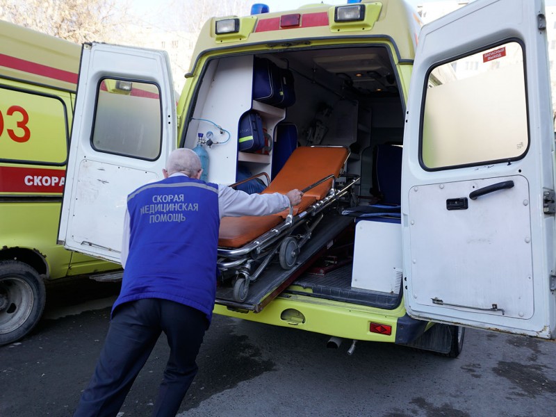 В Тюменской области микроавтобус из Армении попал в аварию: есть жертва и раненые