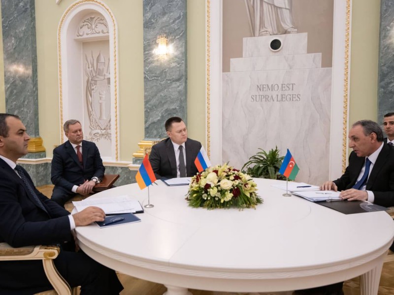 Մոսկվայում կայացել է Հայաստանի, Ադրբեջանի ու Ռուսաստանի գլխավոր դատախազների հանդիպումը