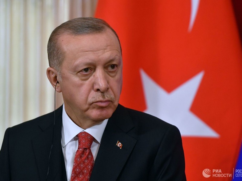 Эрдоган: Турция проведет военную операцию против курдов на севере Сирии