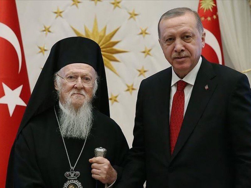 Константинопольский патриарх счел оскорблением решение Турции сделать мечети в храмах