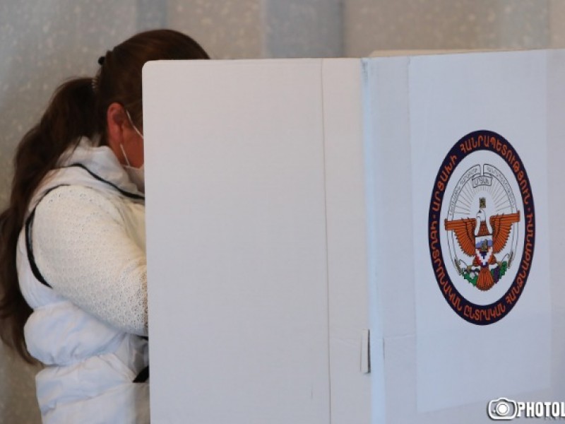 По данным на 17:00 в Арцахе проголосовали 37,5% избирателей