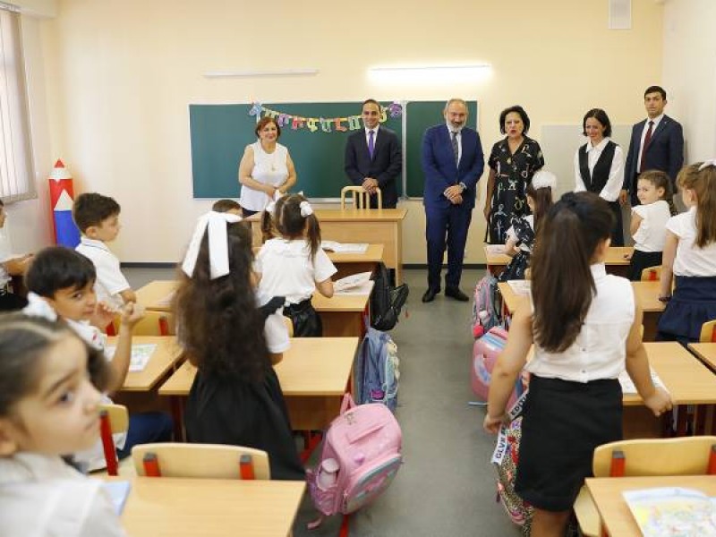 Правительство Армении рассматривает изменения в режиме работы педагогов