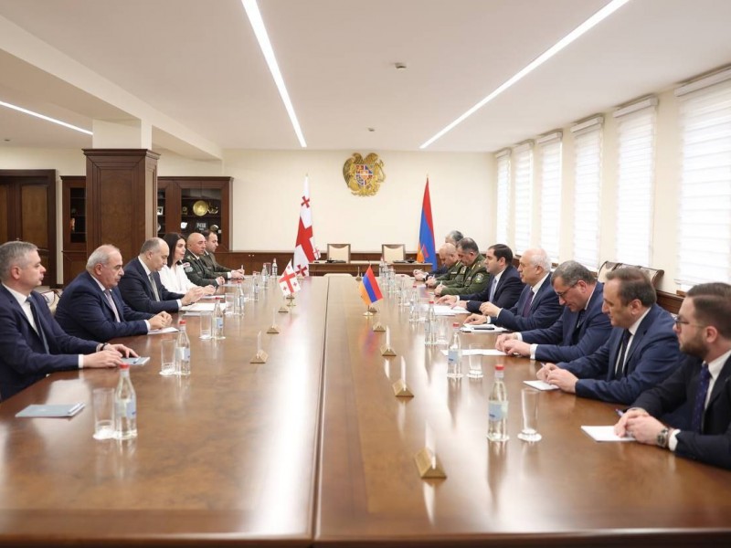 Обсуждены вопросы армяно-грузинского сотрудничества в сфере обороны и безопасности