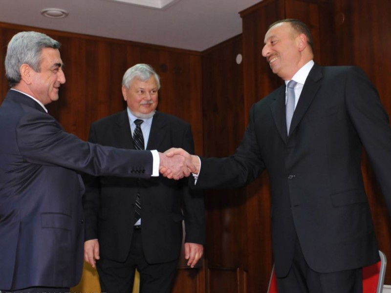 Президенты Армении и Азербайджана подтвердили готовность возобновить переговоры