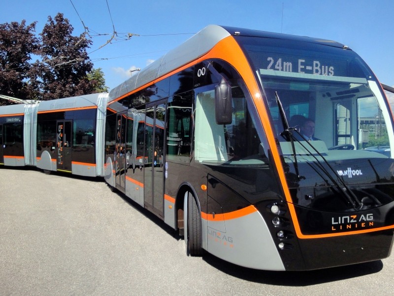 В Ереване начнут эксплуатироваться 15 новых троллейбусов и 171 новый автобус