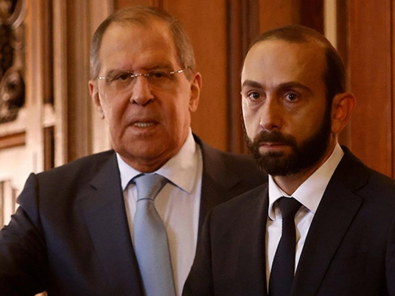Мирзоян сообщит в Москве, что Армения собирается вести переговоры по пакету Запада։ Пресса