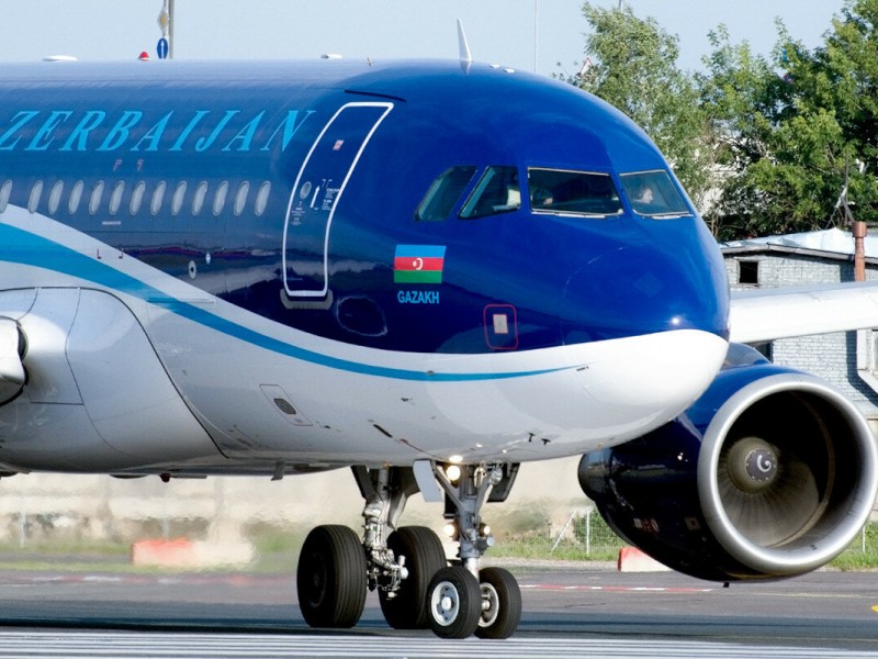 Азербайджанский авиаперевозчик AZAL опроверг создание воздушного коридора над Сюником