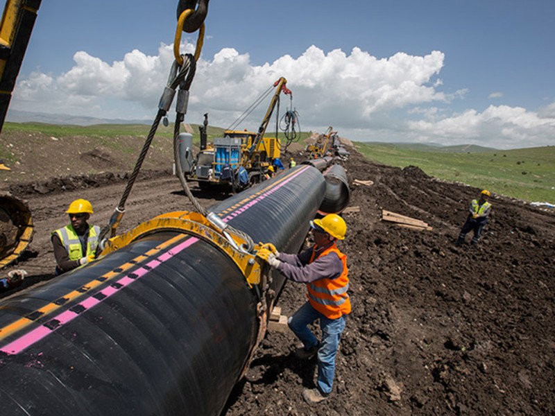 Азербайджан и Турция проложат газопровод через Карабах