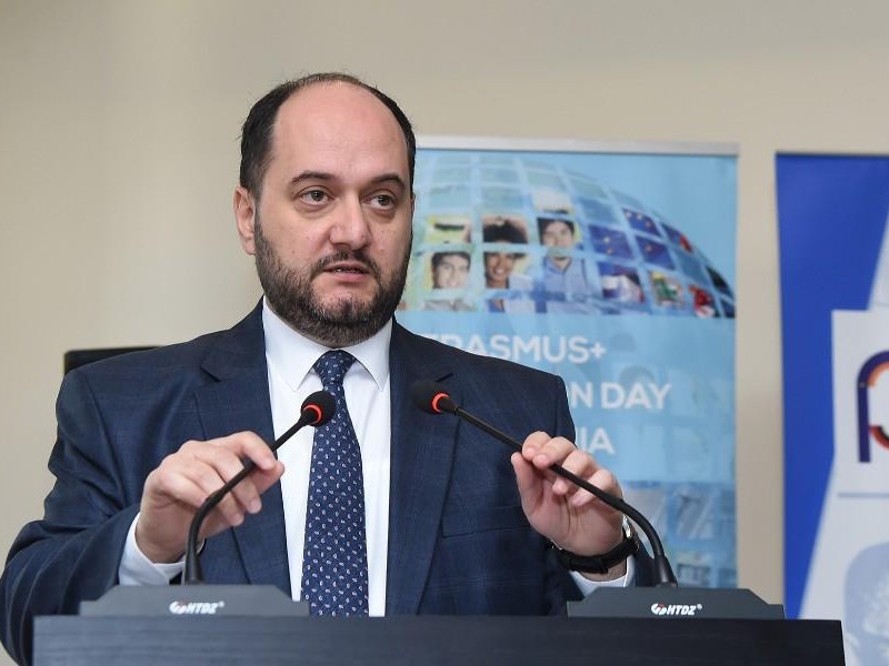 Арутюнян: Никаких решений в «коридорной логике» с Азербайджаном не обсуждается