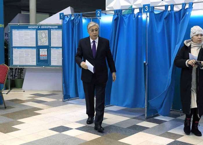 Токаев одерживает победу на выборах президента Казахстана с 81,31% голосов