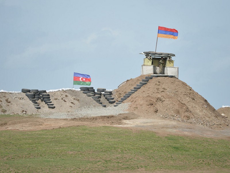 Баку сообщает о гибели своего военнослужащего на границе с Арменией