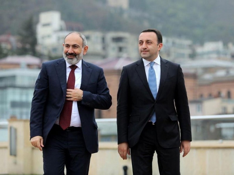 Гарибашвили и Пашинян откроют новый автомобильный мост около границы Грузии и Армении 