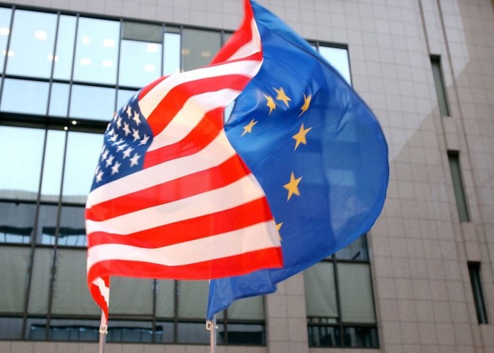 Le Monde: ЕС пытается защитить Иран от американских санкций