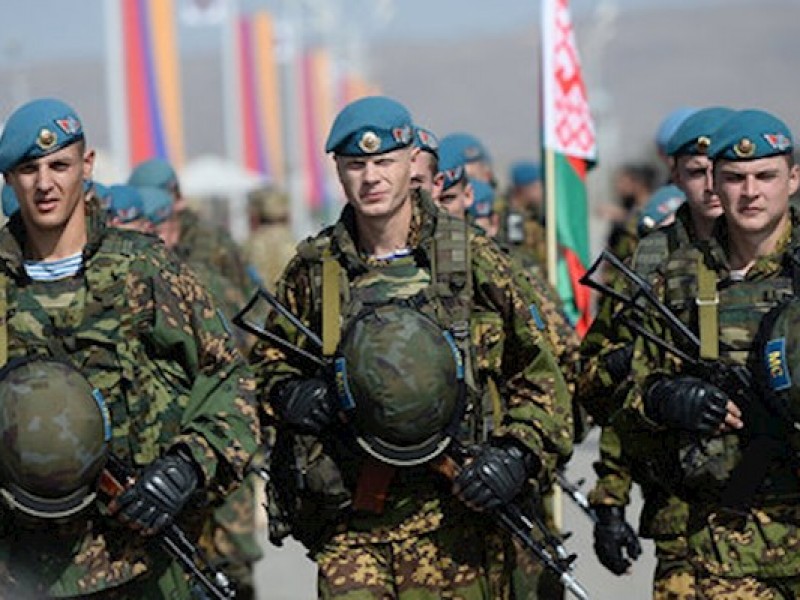 Лавров призвал страны ОДКБ нарастить миротворческий потенциал 