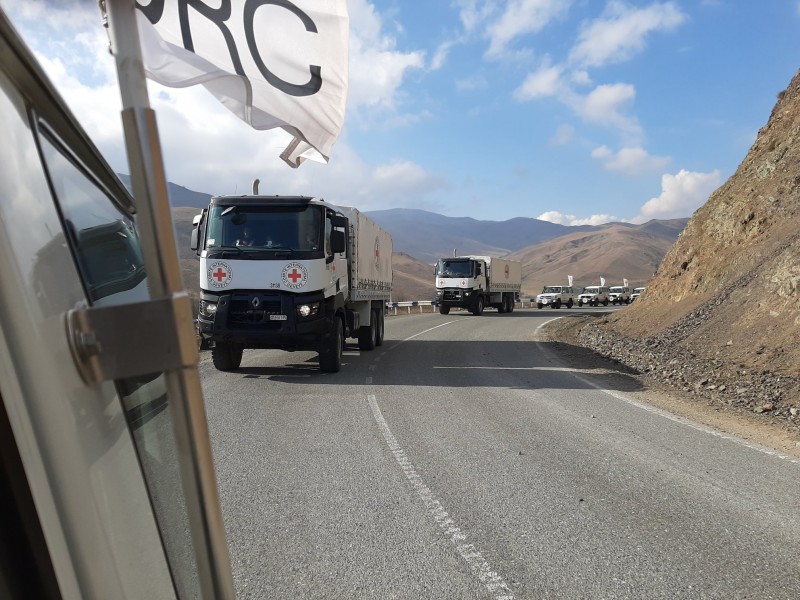 При посредничестве МККК 9 пациентов из Арцаха перевезены в Армению