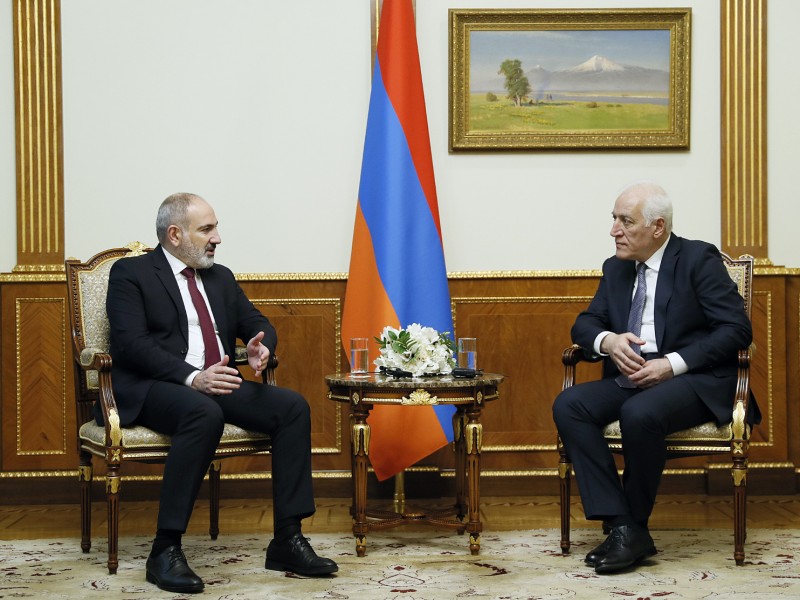 Пашинян обсудил с  президентом процесс реформ в стране и помощь Турции и Сирии