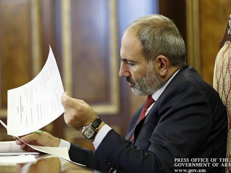 Пашинян направляет делегацию в Россию по вопросам дислокации военной базы