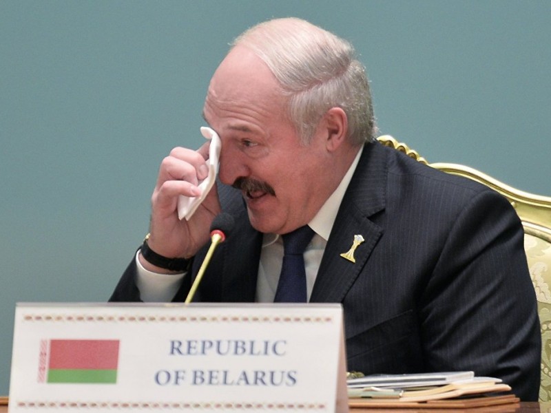 Лукашенко припомнил Байдену его возраст