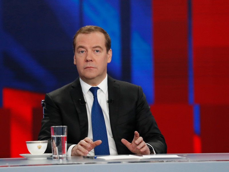 Армяно-азербайджанский конфликт не должен создавать поводов для насилия - Медведев