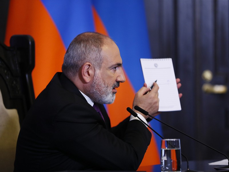 Пашинян обвинил оппозицию в планах втянуть Армению в войну
