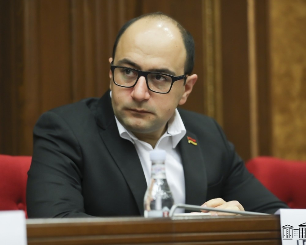Айк Мамиджанян: «Гражданский договор» - сила, реализующая в Армении политику Баку