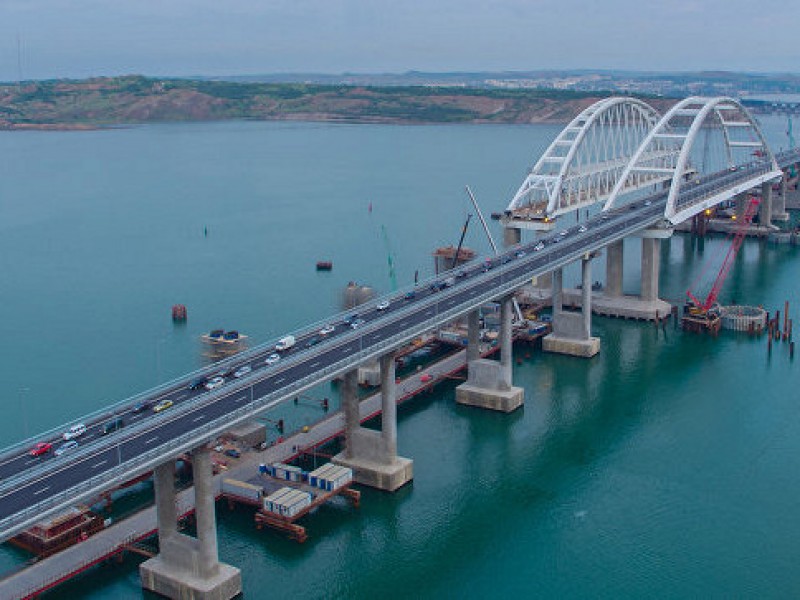 ЕС ввел санкции против шести компаний из-за строительства Крымского моста