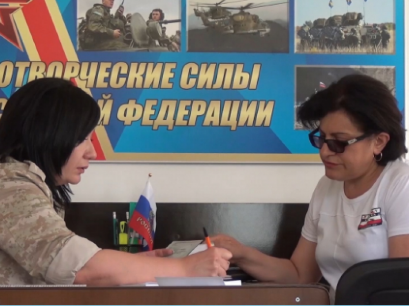 Российские миротворцы оказывают психологическую помощь жителям Нагорного Карабаха