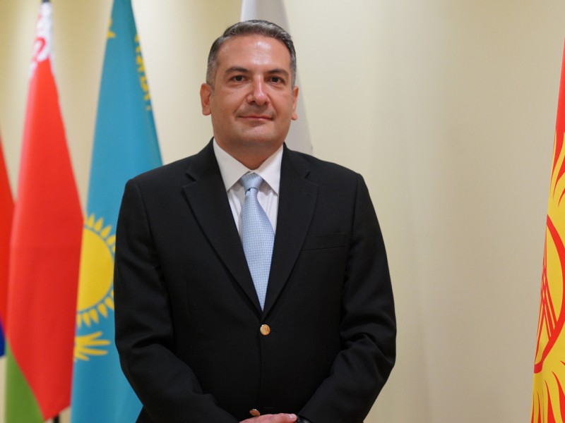 Заместителем директора департамента промышленной политики ЕЭК назначен Георгий Арзуманян