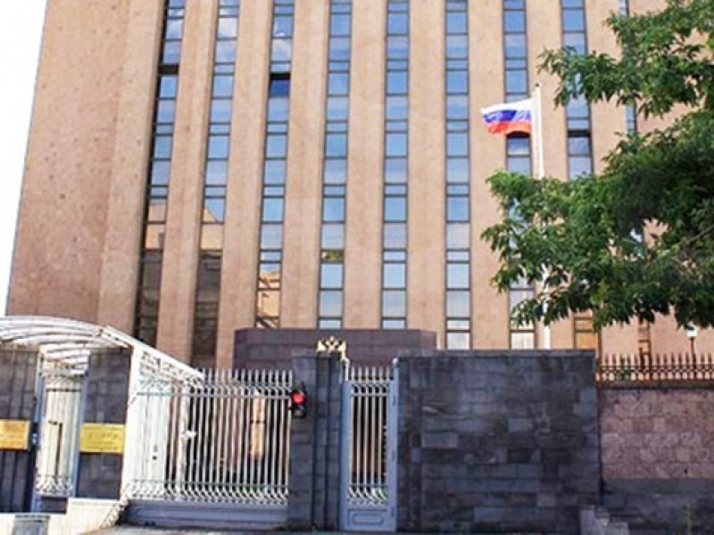 Посольство РФ в Армении предупредило своих граждан о прекращении «вывозных» рейсов 