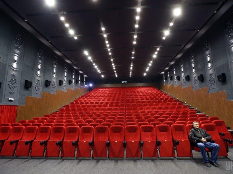 Самая крупная сеть кинотеатров Грузии приостановила показ русскоязычных сеансов