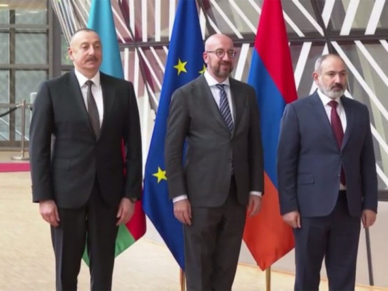 Шарль Мишель проведет в Брюсселе встречу с Ильхамом Алиевым и Николом Пашиняном — СМИ