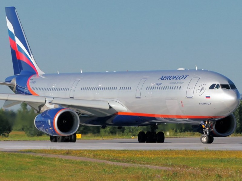 Летевший из Москвы в Ереван самолет «Аэрофлота» вынужденно сел в Минводах 