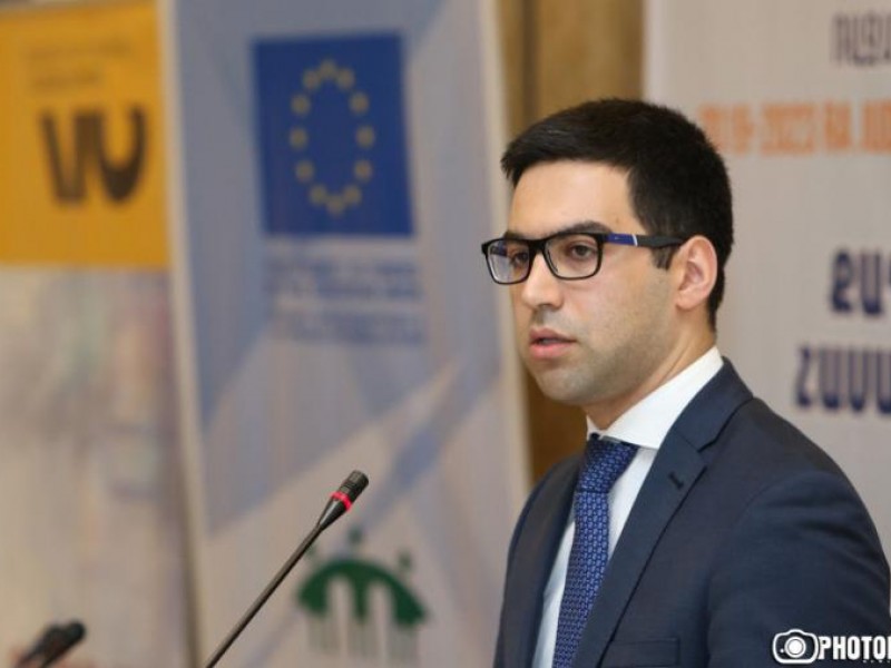 Ռուստամ Բադասյանը ՍԴ-ի շուրջ ճգնաժամի հարցով դիմել է Վենետիկի հանձնաժողովին
