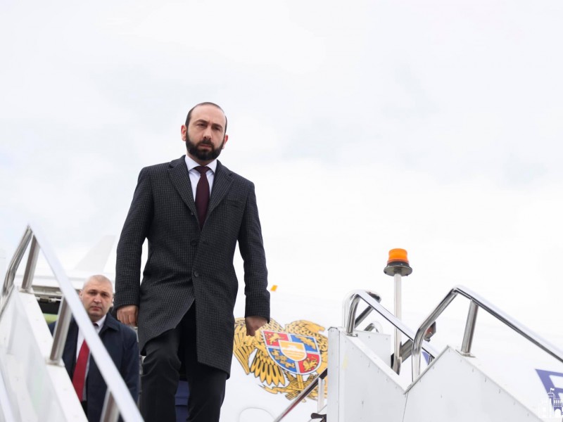 Глава МИД Армении отправится в Сирию и отвезет третью партию гуманитарной помощи
