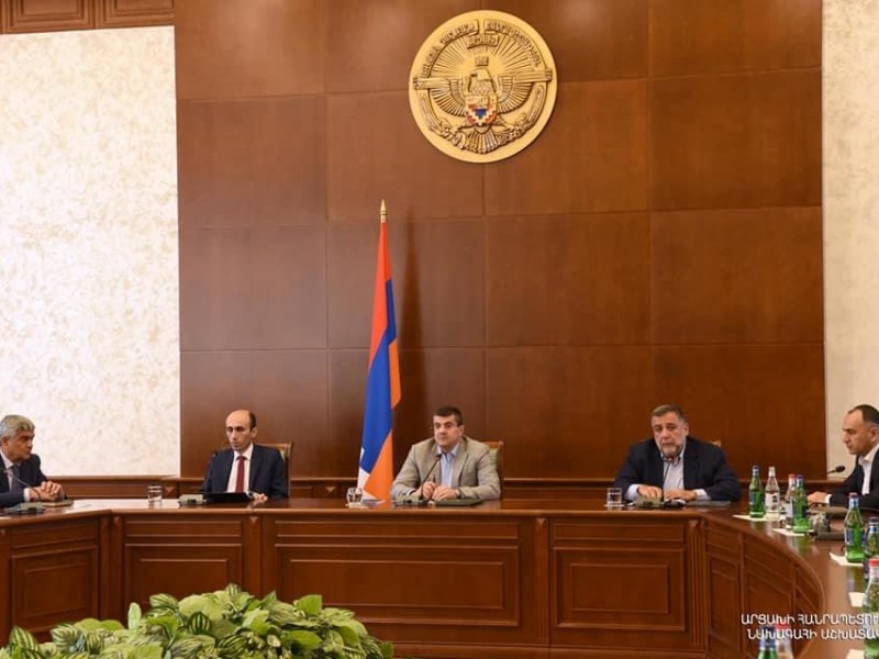 Президент Арцаха провел расширенное рабочее совещание