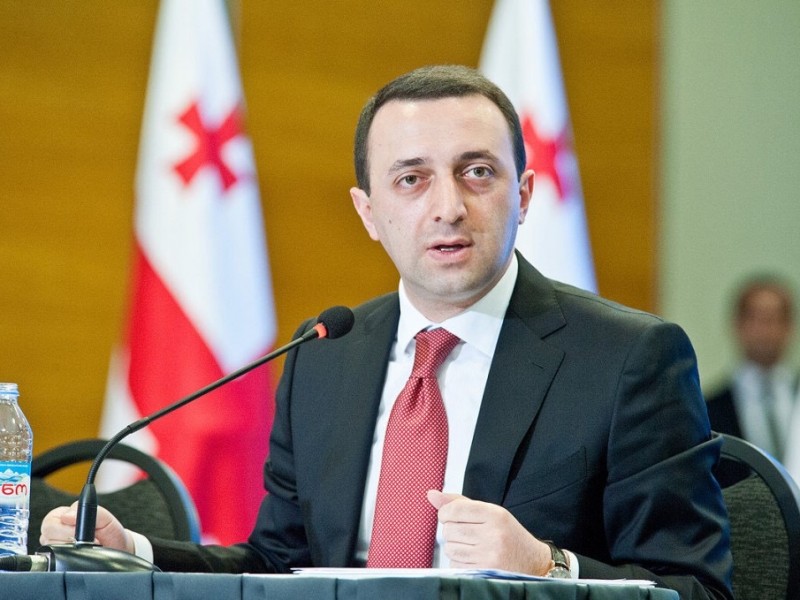 Премьер Грузии пообещал примерно наказать всех применивших насилие против журналистов