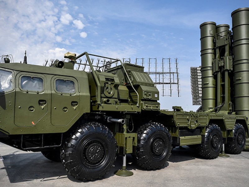 Новую систему ПВО С-500 примут на вооружение в России в следующем году