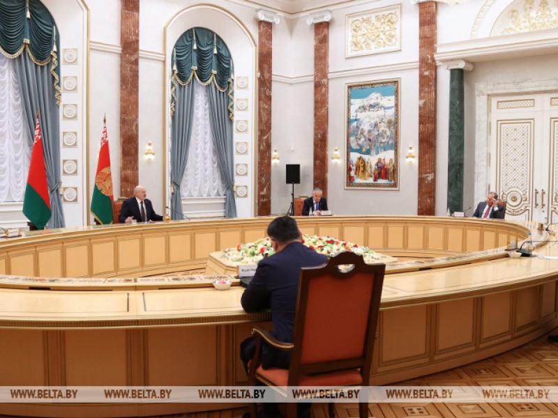 Обоснованные претензии выдвигает Армения: Лукашенко - главам МИД ОДКБ